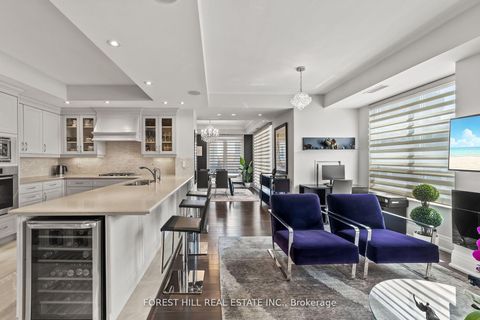 Photo 9 at 1001 - 68 Yorkville Avenue, Annex, Toronto