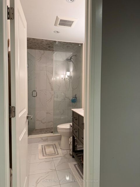 Photo 25 at 30 Chiswell Crescent, Willowdale East, Toronto