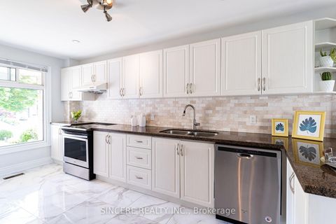 Photo 8 at 8 Greenbelt Crescent, North Richvale, Richmond Hill