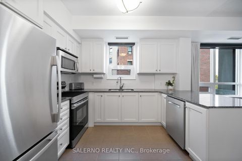 Photo 13 at 237 - 281 Woodbridge Avenue, West Woodbridge, Vaughan