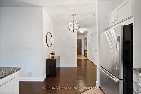 Photo 16 at 237 - 281 Woodbridge Avenue, West Woodbridge, Vaughan