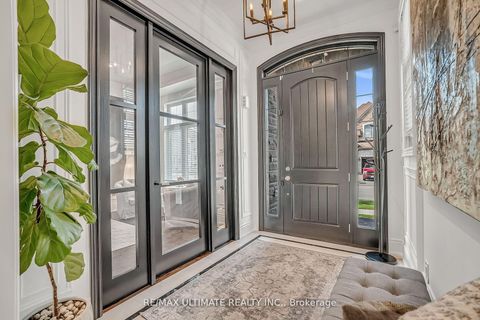 Photo 4 at 60 Cairns Gate, King City, King