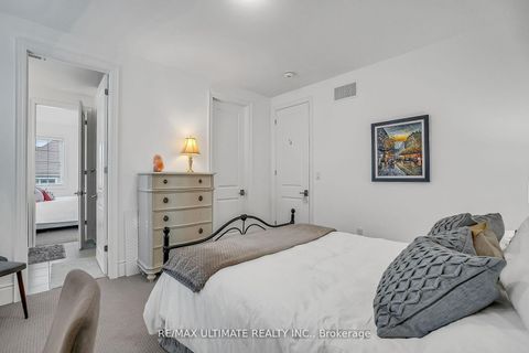 Photo 39 at 60 Cairns Gate, King City, King