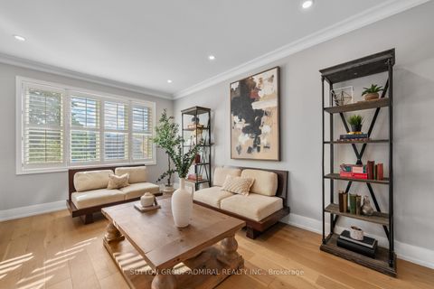 Photo 16 at 18 Tannery Court, Mill Pond, Richmond Hill