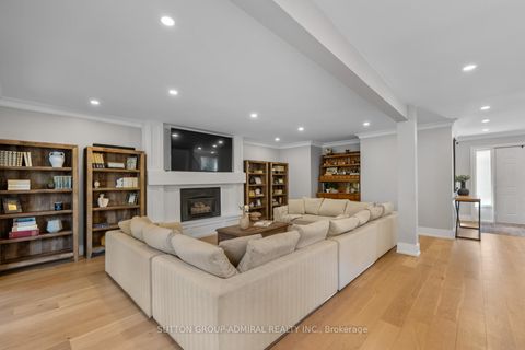 Photo 20 at 18 Tannery Court, Mill Pond, Richmond Hill