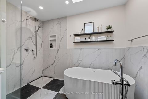 Photo 33 at 18 Tannery Court, Mill Pond, Richmond Hill