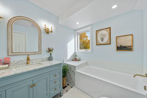 Photo 37 at 18 Tannery Court, Mill Pond, Richmond Hill