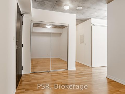 Photo 4 at 202 - 22 Wellesley Street E, Yonge Corridor, Toronto