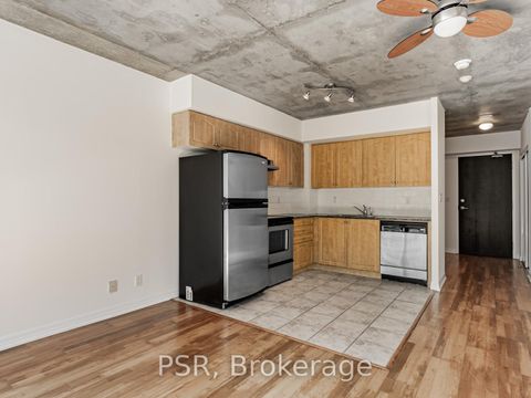 Photo 6 at 202 - 22 Wellesley Street E, Yonge Corridor, Toronto