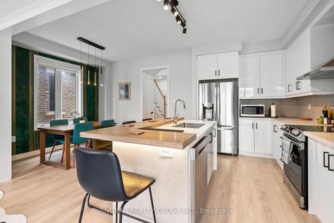 Photo 8 at 95 Shepherd Drive, Painswick South, Barrie