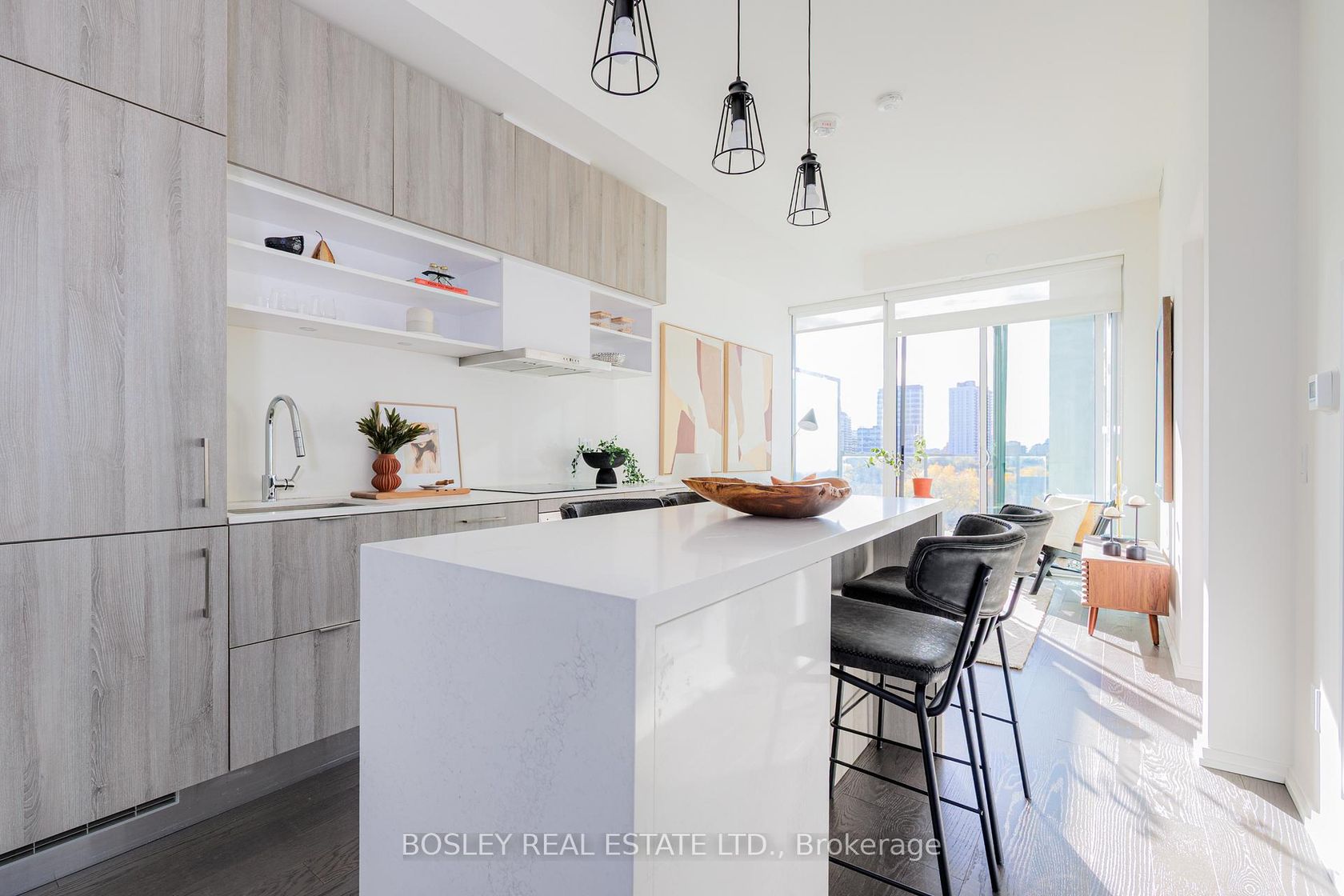 Photo 3 at 932 - 8 Hillsdale Avenue E, Mount Pleasant West, Toronto Photo 3 at 932 - 8 Hillsdale Avenue E, Mount Pleasant West, Toronto