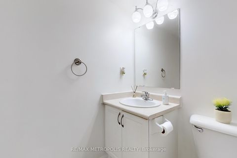 Photo 18 at 2025 - 3043 Finch Avenue W, Humbermede, Toronto