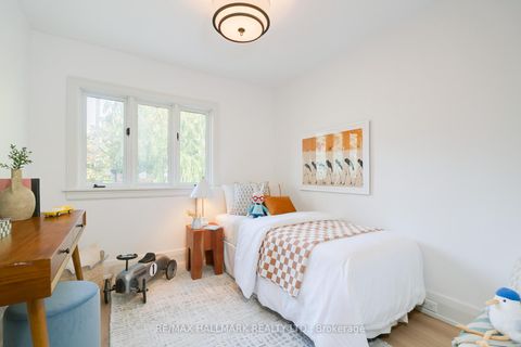 Photo 10 at 153 Heath Street E, Moore Park, Toronto