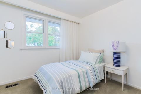 Photo 17 at 120 Rockford Road, Branson, Toronto