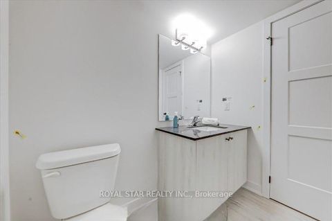 Photo 19 at 2 - 14 Pumpkin Cor Crescent, Shore, Barrie