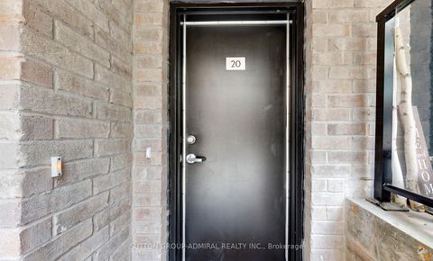 Photo 3 at TH20 - 851 Sheppard Avenue W, Bathurst Manor, Toronto