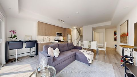 Photo 10 at TH20 - 851 Sheppard Avenue W, Bathurst Manor, Toronto