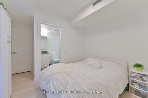 Photo 18 at 622 - 500 Wilson Avenue, Clanton Park, Toronto