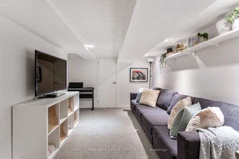 Photo 27 at 466 Beresford Avenue, Bloor West Village, Toronto