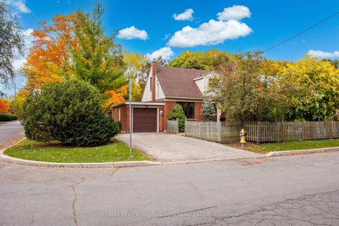 Photo 3 at 28 Touraine Avenue, Clanton Park, Toronto