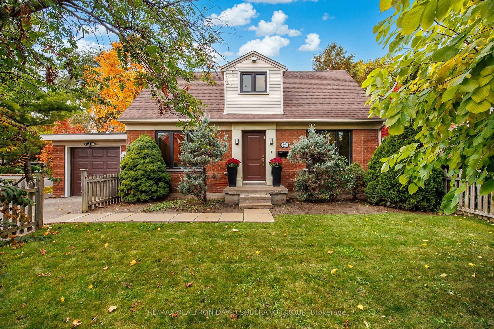 28 Touraine Avenue, Clanton Park, Toronto  by Loree Meneguzzi Real Estate 28 Touraine Avenue, Clanton Park, Toronto