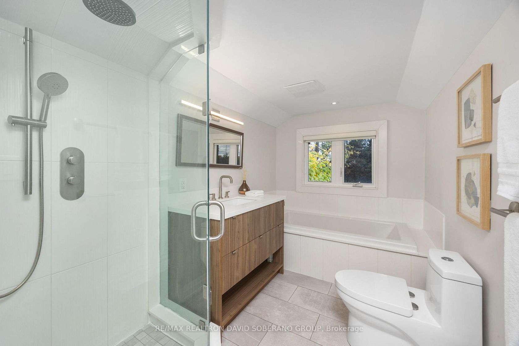 Photo 22 at 28 Touraine Avenue, Clanton Park, Toronto Photo 22 at 28 Touraine Avenue, Clanton Park, Toronto