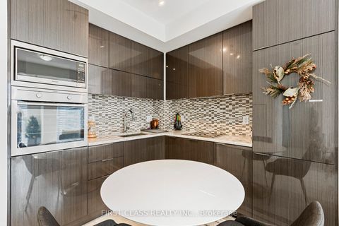 Photo 6 at 2408 - 318 Richmond Street, Waterfront Communities C1, Toronto