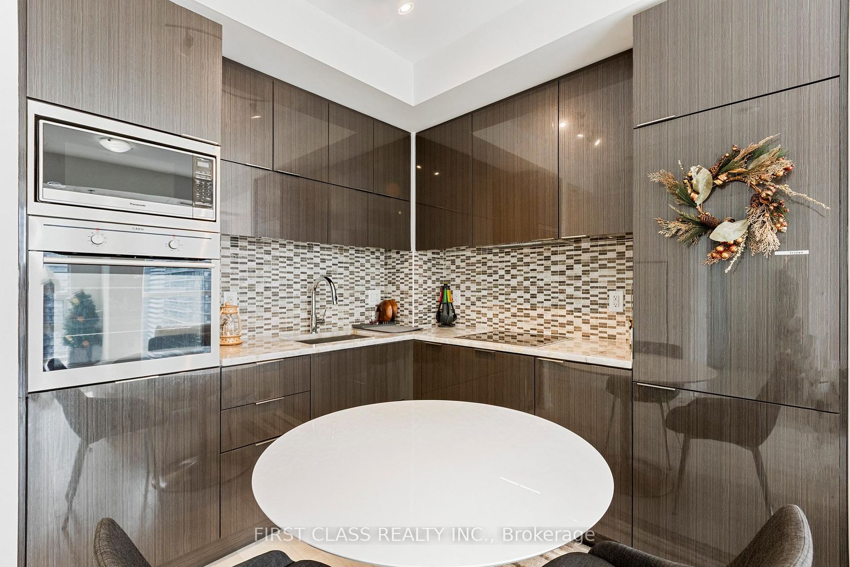 Photo 6 at 2408 - 318 Richmond Street, Waterfront Communities C1, Toronto Photo 6 at 2408 - 318 Richmond Street, Waterfront Communities C1, Toronto