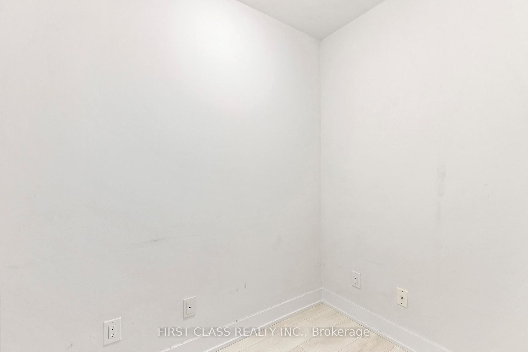 Photo 16 at 2408 - 318 Richmond Street, Waterfront Communities C1, Toronto Photo 16 at 2408 - 318 Richmond Street, Waterfront Communities C1, Toronto