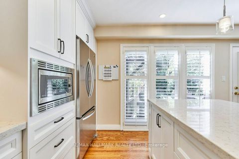 Photo 11 at 106 Kimbark Boulevard, Nortown, Toronto