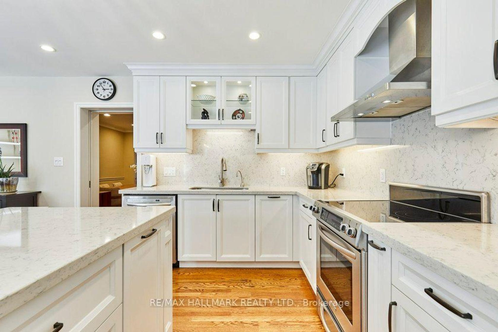 Photo 12 at 106 Kimbark Boulevard, Nortown, Toronto Photo 12 at 106 Kimbark Boulevard, Nortown, Toronto