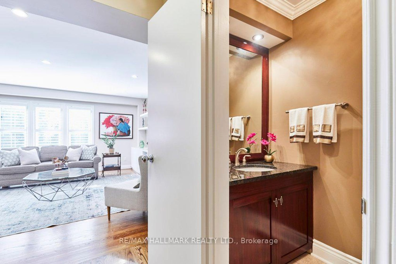 Photo 20 at 106 Kimbark Boulevard, Nortown, Toronto Photo 20 at 106 Kimbark Boulevard, Nortown, Toronto