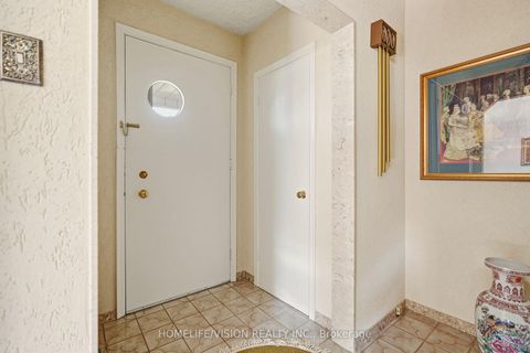Photo 14 at 239 Epsom Downs Drive, CFB, Toronto