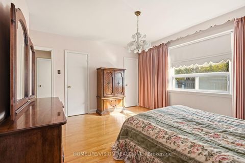 Photo 27 at 239 Epsom Downs Drive, CFB, Toronto