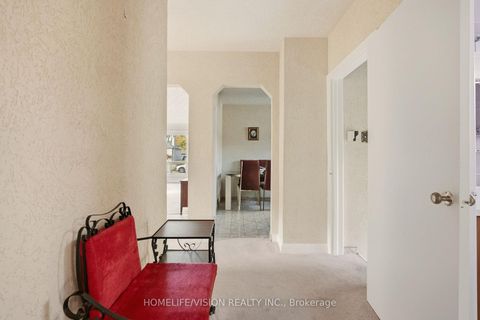 Photo 33 at 239 Epsom Downs Drive, CFB, Toronto