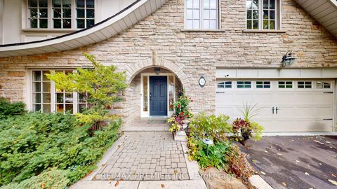 Photo 2 at 12 Chipstead Road, Don Mills, Toronto