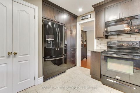 Photo 9 at 276 Crawford Street, Ardagh, Barrie