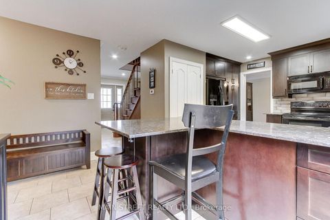 Photo 11 at 276 Crawford Street, Ardagh, Barrie