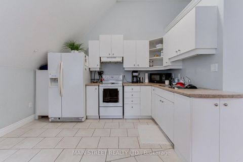 Photo 31 at 276 Crawford Street, Ardagh, Barrie