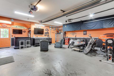 Photo 37 at 276 Crawford Street, Ardagh, Barrie