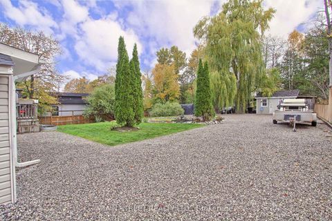 Photo 41 at 276 Crawford Street, Ardagh, Barrie