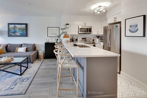 Photo 3 at 610 - 225 Merton Street, Mount Pleasant West, Toronto
