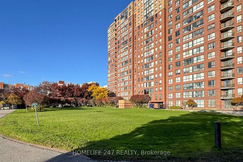 Photo 2 at 413 - 330 Mccowan Road, Eglinton East, Toronto