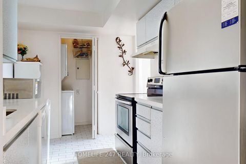 Photo 18 at 413 - 330 Mccowan Road, Eglinton East, Toronto