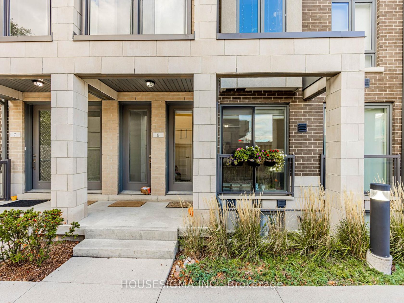 5 - 713 Lawrence Avenue W, Glen Park, Toronto 