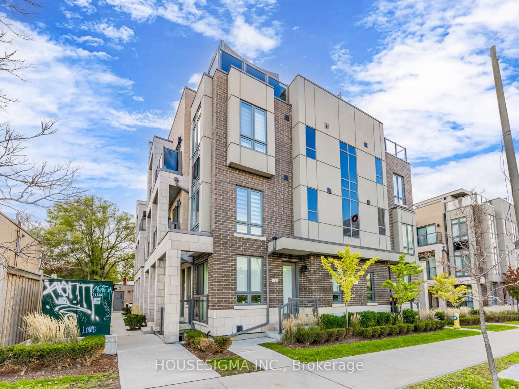 Photo 1 at 5 - 713 Lawrence Avenue W, Glen Park, Toronto Photo 1 at 5 - 713 Lawrence Avenue W, Glen Park, Toronto