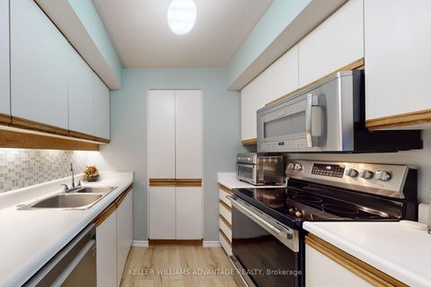 Photo 12 at 713 - 35 Church Street, Yonge Corridor, Toronto