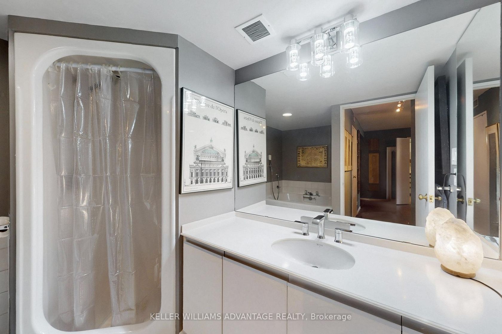 Photo 19 at 713 - 35 Church Street, Yonge Corridor, Toronto Photo 19 at 713 - 35 Church Street, Yonge Corridor, Toronto