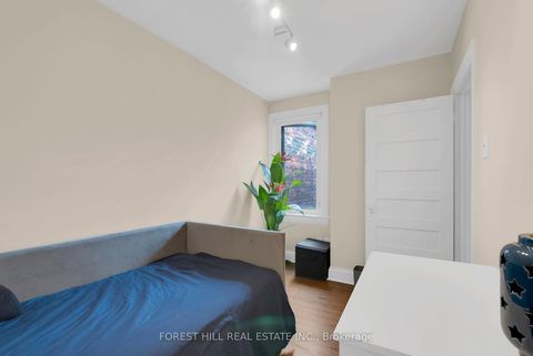 Photo 11 at 169 Rushton Road, Wychwood, Toronto