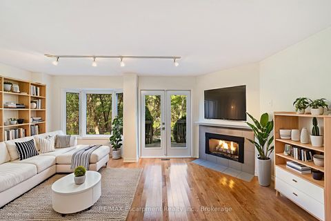 Photo 9 at 5 - 2065 Sixth Line, RO River Oaks, Oakville